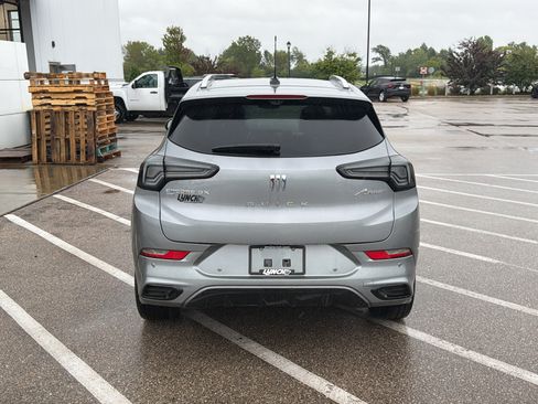 Used 2024 Buick Encore GX Avenir w/ Avenir Technology Package AWD/4WD image 4