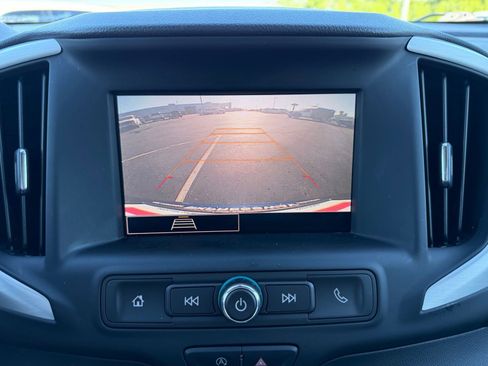 Used 2022 GMC Terrain SLE w/ Driver Convenience Package FWD image 21