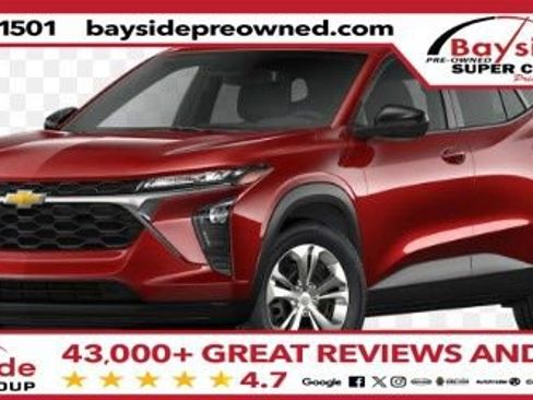 Used 2025 Chevrolet Trax RS FWD image 1