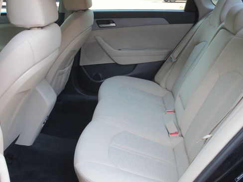 Used 2018 Hyundai Sonata SE image 14