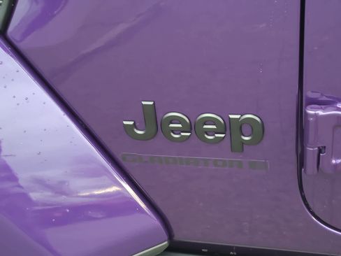 New 2026 Jeep Gladiator Sport image 15