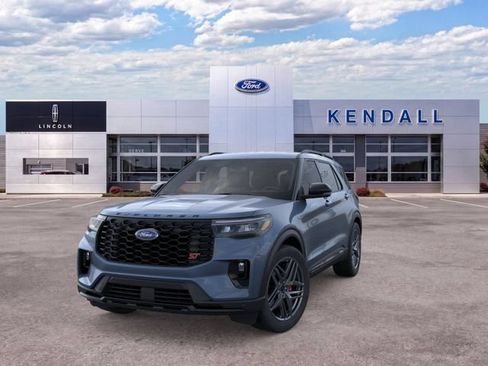 Used 2026 Ford Explorer ST AWD/4WD image 2