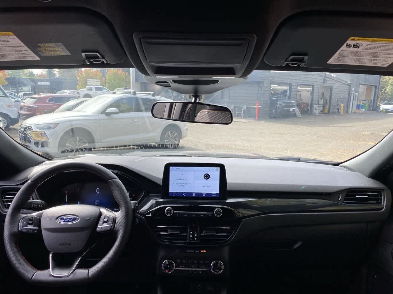 Used 2025 Ford Escape ST-Line Select AWD/4WD image 11