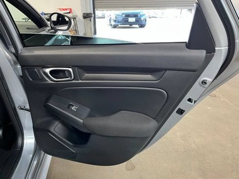 Used 2023 Honda Civic Sport image 15