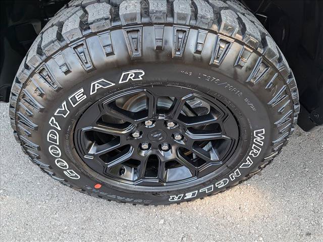 Used 2025 RAM 1500 Rebel w/ Rebel Level 2 Equipment Group AWD/4WD image 9