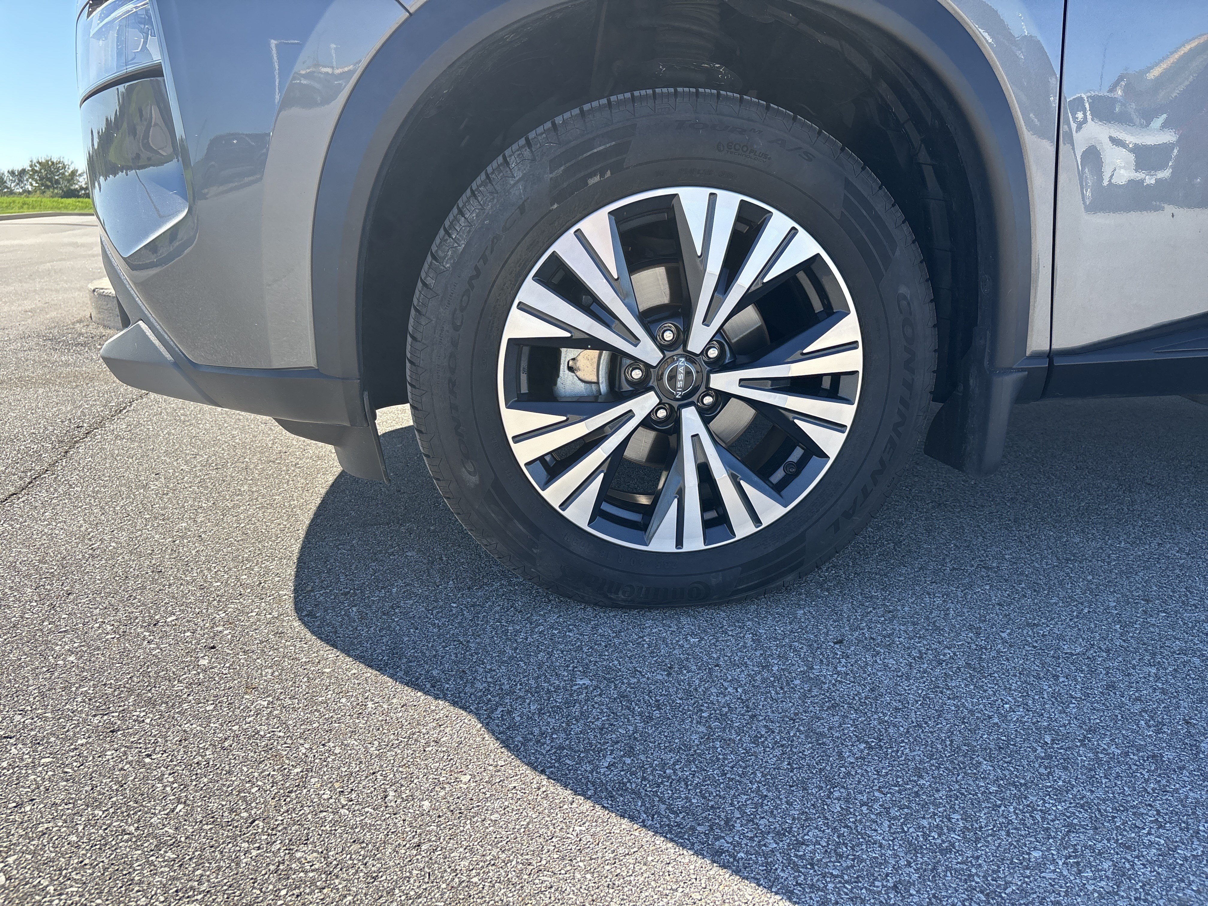 Used 2022 Nissan Rogue SV AWD/4WD image 9