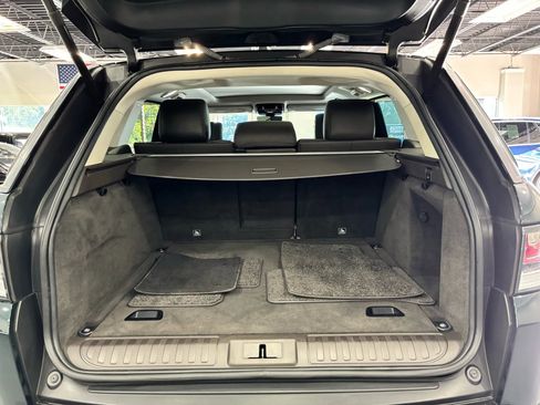 Used 2017 Land Rover Range Rover Sport HSE image 45