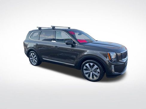 Certified 2022 Kia Telluride EX w/ EX Premium Package image 3