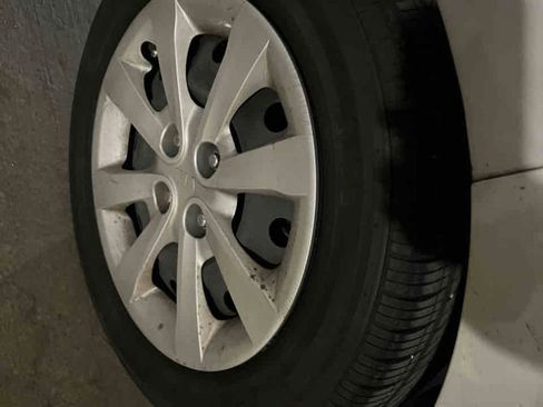 Used 2013 Kia Rio EX image 15