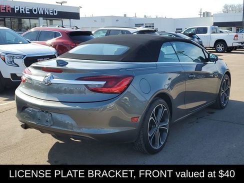 Used 2017 Buick Cascada Premium image 4