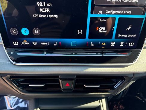 Certified 2025 Volkswagen Tiguan SE R-Line AWD/4WD image 19