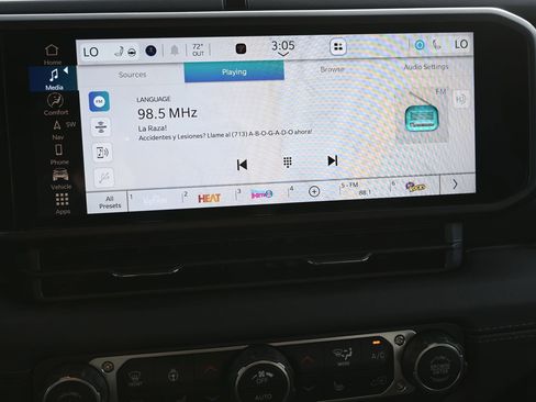 New 2025 Jeep Wrangler Sahara image 15