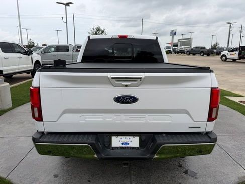 Used 2018 Ford F150 Lariat image 5