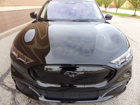 Used 2024 Ford Mustang Mach-E Premium AWD/4WD image 13