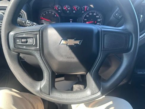 Used 2022 Chevrolet Silverado 1500 Custom AWD/4WD image 30