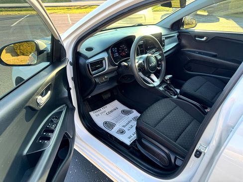 Used 2023 Kia Rio LX image 17