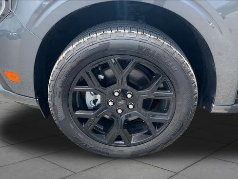 New 2026 Ford Maverick Lobo AWD/4WD image 11