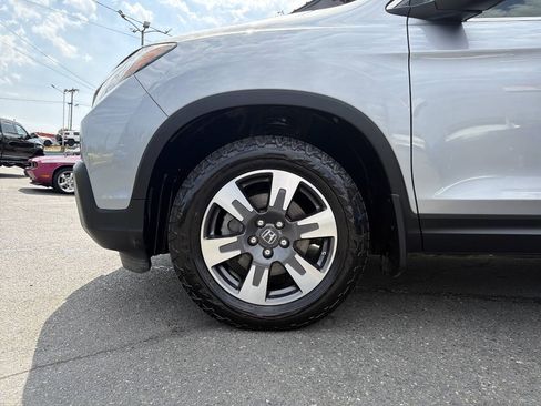 Used 2017 Honda Ridgeline RTL image 2