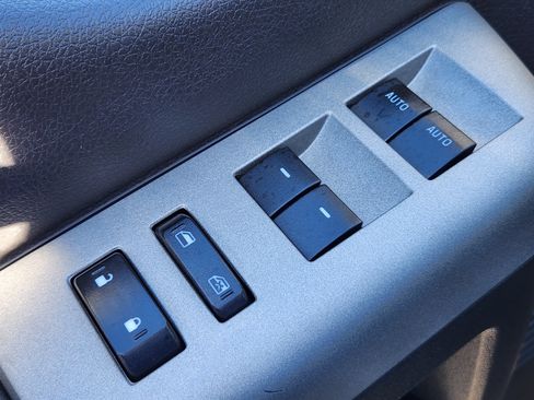 Used 2016 Ford F350 Lariat image 17