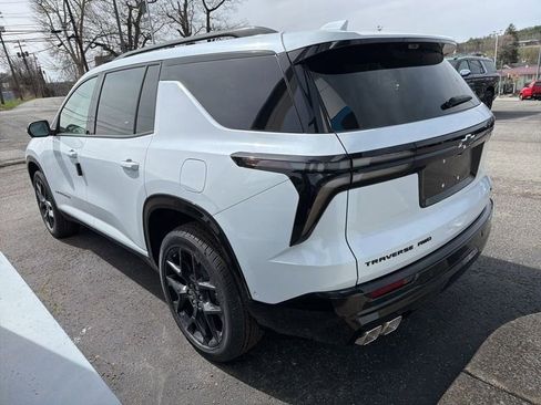 New 2026 Chevrolet Traverse RS image 4