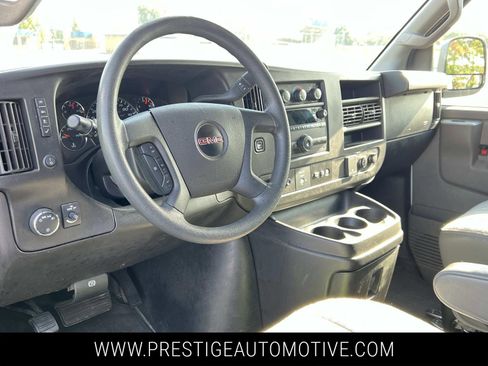 Used 2022 GMC Savana 2500 w/ Driver Convenience Package image 20