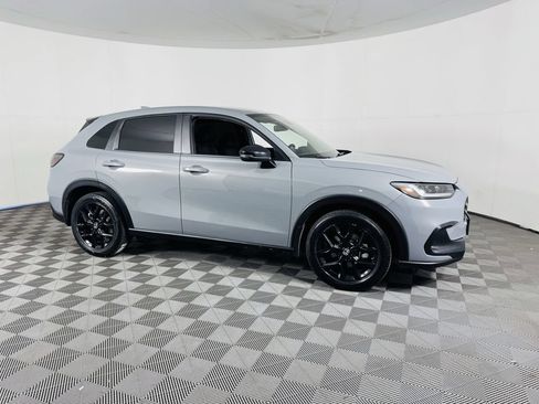 Used 2024 Honda HR-V Sport image 2