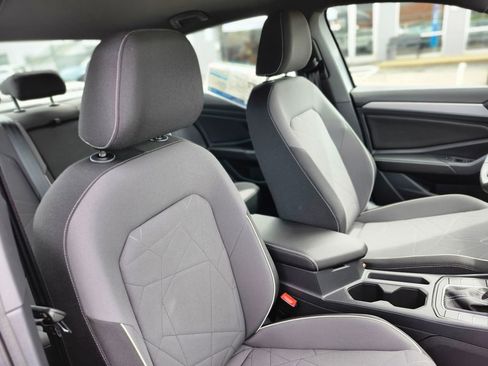 New 2025 Volkswagen Jetta Sport image 18