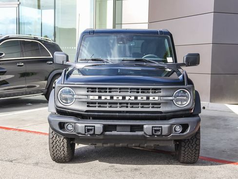Used 2024 Ford Bronco Black Diamond image 2