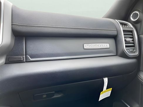 Used 2024 RAM 2500 Laramie w/ Night Edition image 31