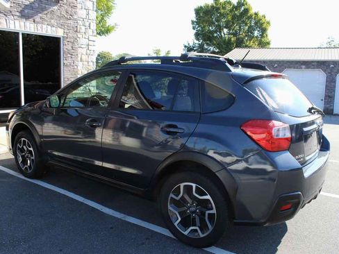 Used 2016 Subaru Crosstrek 2.0i Premium image 10