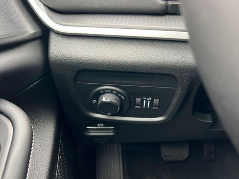 New 2026 Jeep Grand Cherokee L 4WD image 28