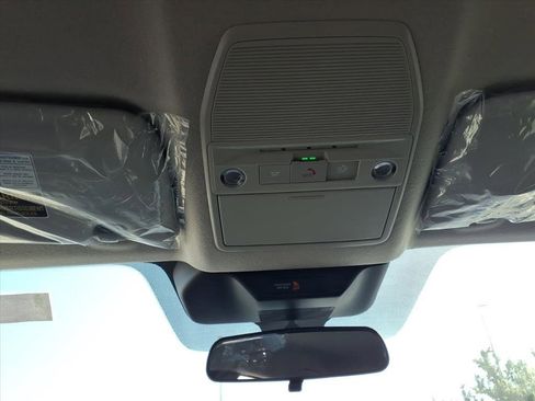 New 2026 Nissan Kicks SR w/ Cold Weather Package image 24