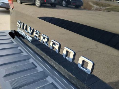 Used 2018 Chevrolet Silverado 1500 LTZ Z71 w/ LTZ Plus Package image 9