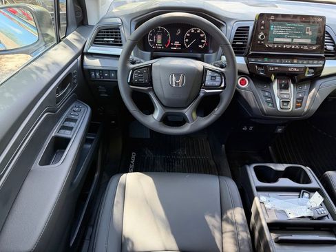 New 2026 Honda Odyssey EX-L image 11