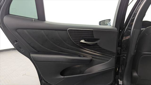 Used 2018 Lexus LS 500h AWD image 16