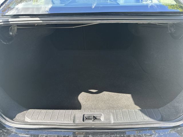 Used 2024 Nissan Sentra S FWD image 28