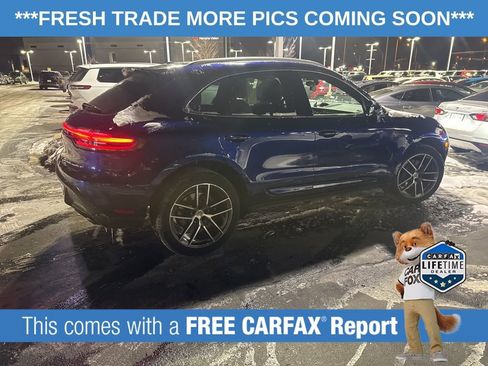 Used 2023 Porsche Macan image 3