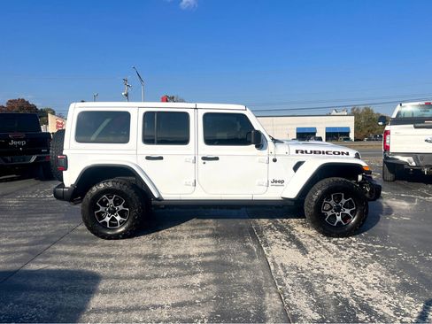 Used 2018 Jeep Wrangler Unlimited Rubicon image 2
