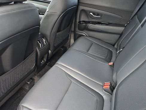 Used 2023 Hyundai Santa Cruz Limited image 12