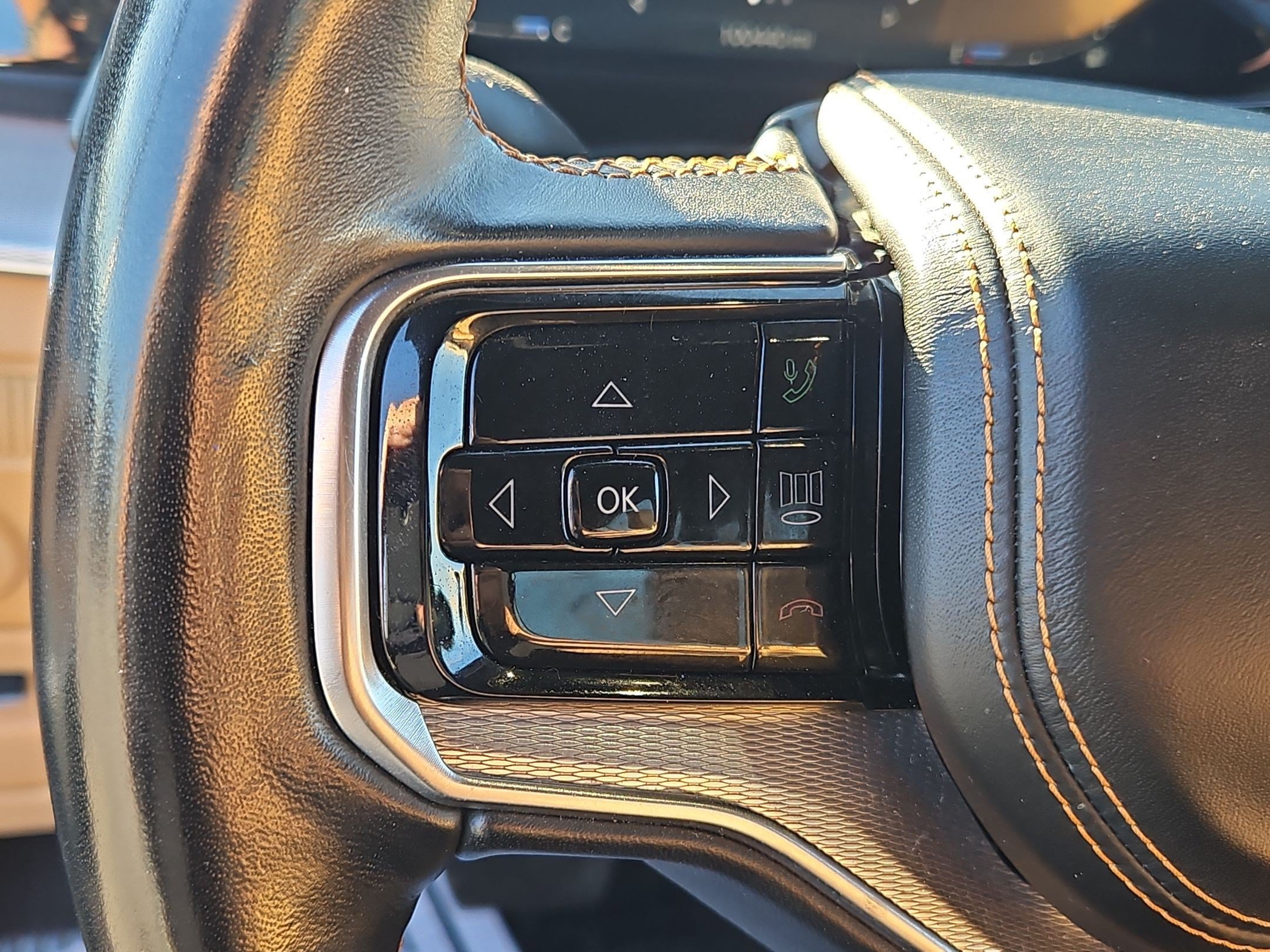 Used 2022 Jeep Grand Wagoneer Series III AWD/4WD image 17