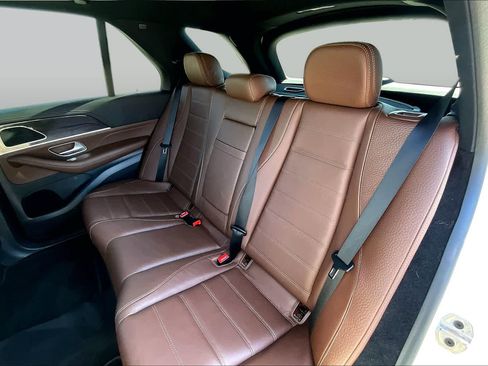Certified 2025 Mercedes-Benz GLE 450 4MATIC image 21