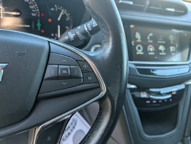 Used 2019 Cadillac XT5 Luxury FWD image 21