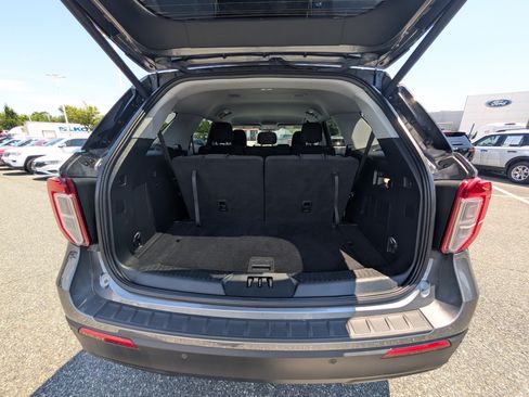 Certified 2023 Ford Explorer XLT AWD/4WD image 13