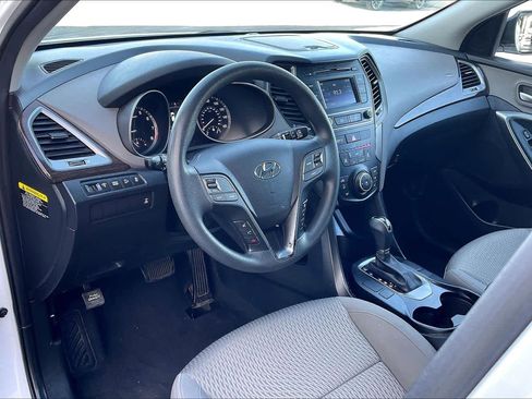 Used 2018 Hyundai Santa Fe Sport image 18