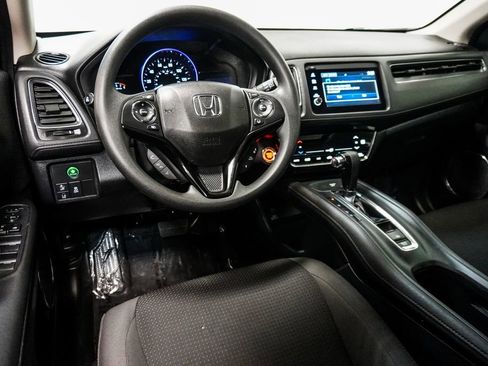 Used 2022 Honda HR-V EX image 13