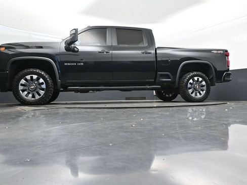 Used 2022 Chevrolet Silverado 2500 Custom w/ Safety Confidence Package image 40