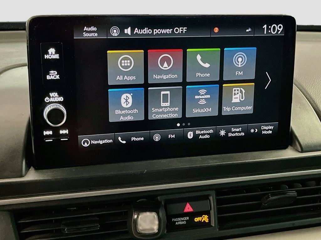Used 2023 Honda Pilot Touring image 15