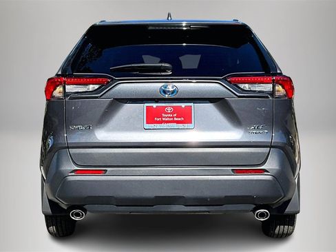 Used 2024 Toyota RAV4 XLE image 6