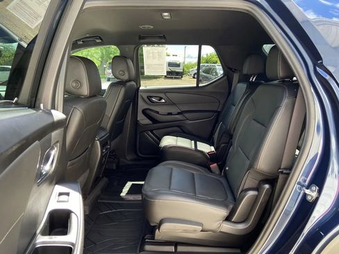 Used 2023 Chevrolet Traverse LT w/ LPO, Floor Liner Package AWD/4WD image 23