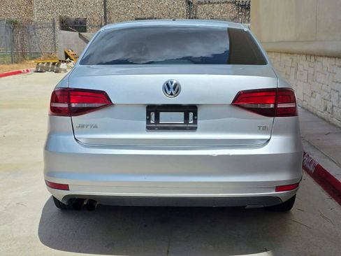 Used 2016 Volkswagen Jetta S FWD image 4